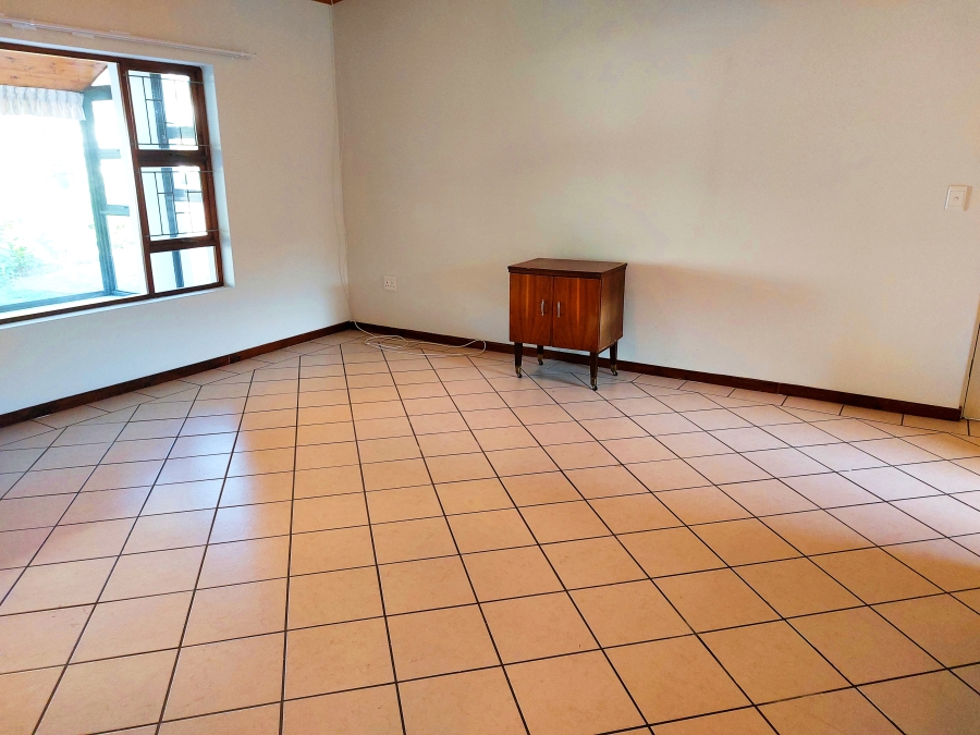 3 Bedroom Property for Sale in Meedingsride Western Cape